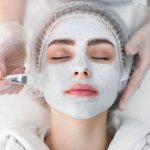 face-massage-with-mask