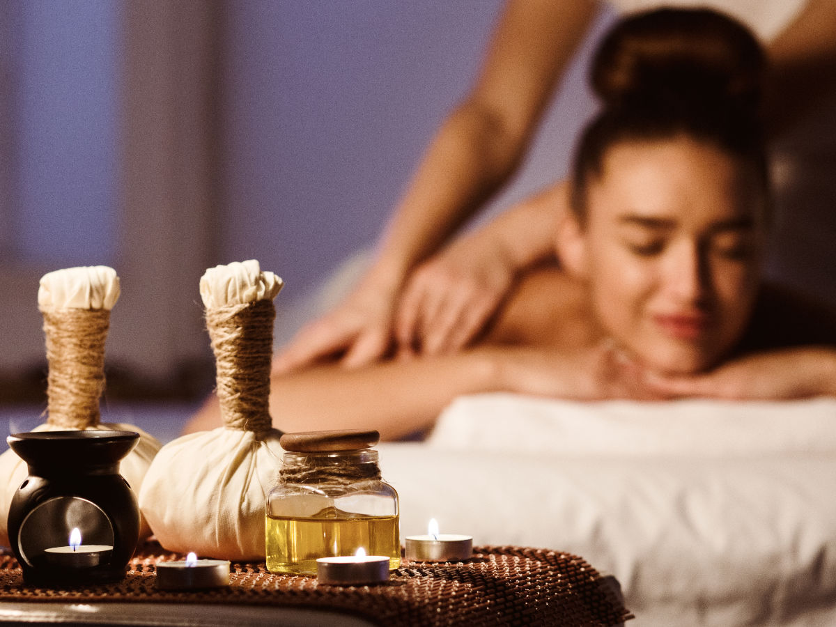 aroma-therapy-massage